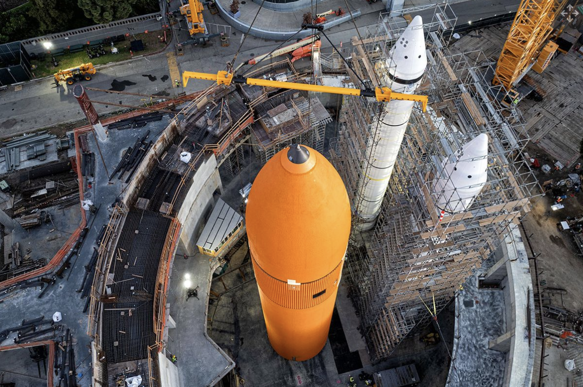 Space shuttle Endeavour craned into place for museum exhibit | Lift and ...